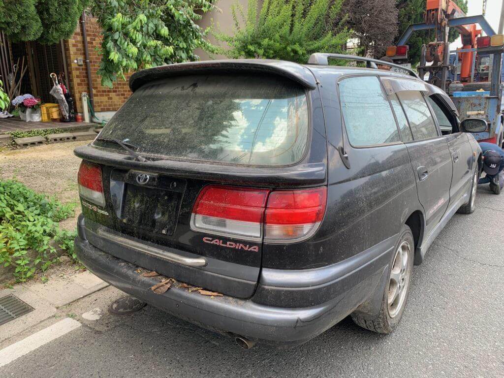 筑紫野市で廃車の買取 Toyotaガイア 福岡市で車のキズ ヘコミ修理の板金塗装が必要とする修理の際は サイセイ自動車 にお任せください