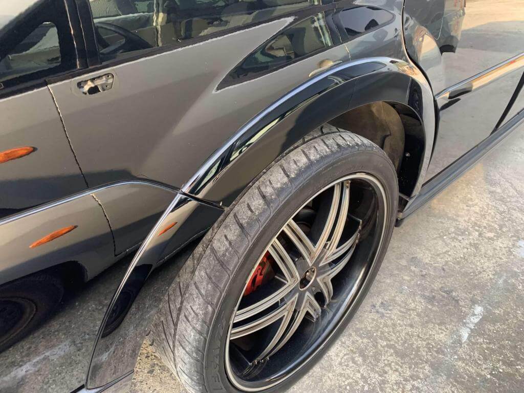 リンカーンナビゲーター板金塗装修理3