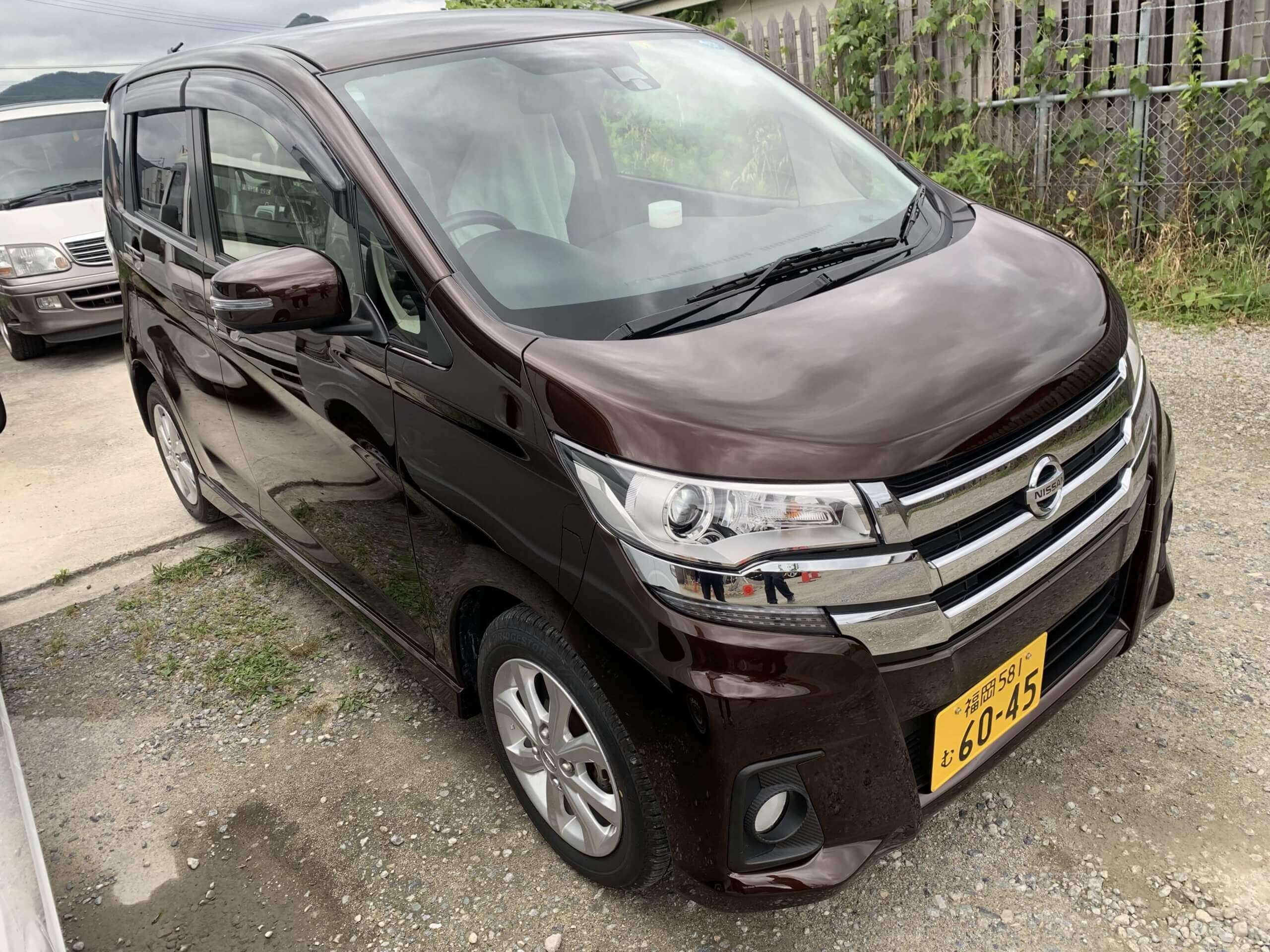 日産デイズ板金塗装1