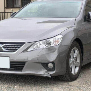 マークXのバンパー交換